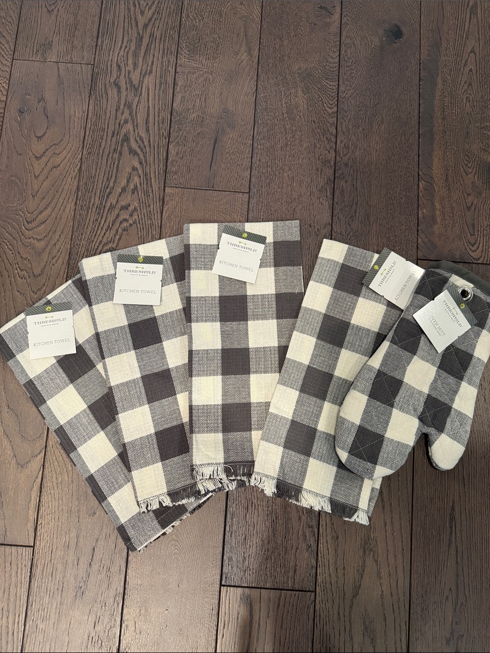 Threshold Cream and Gray Buffalo Check Kitchen Towel and Oven Mitt Set
